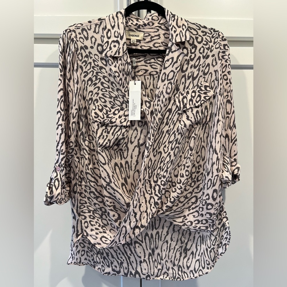 NWT. L’Agence Silk 3/4 Sleeve Roll Tab Shirt. Pale Pink & Gray Leopard Print XS